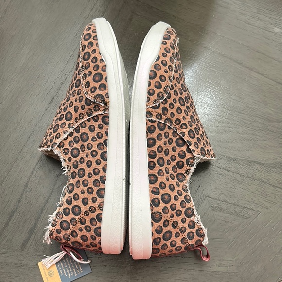 VIONIC MALIBU WOMENS COMFORT INSOLE LIFESTYLE SLIP-ON SNEAKERS - Picture 7 of 13